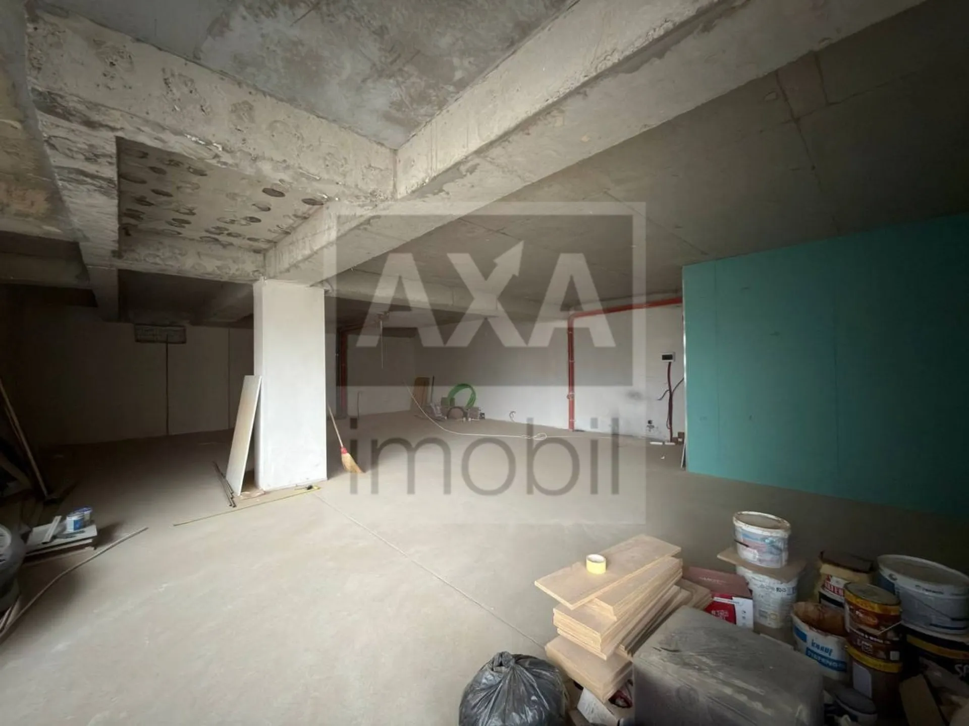 Spațiu comercial, 112 m² — Imagine 1