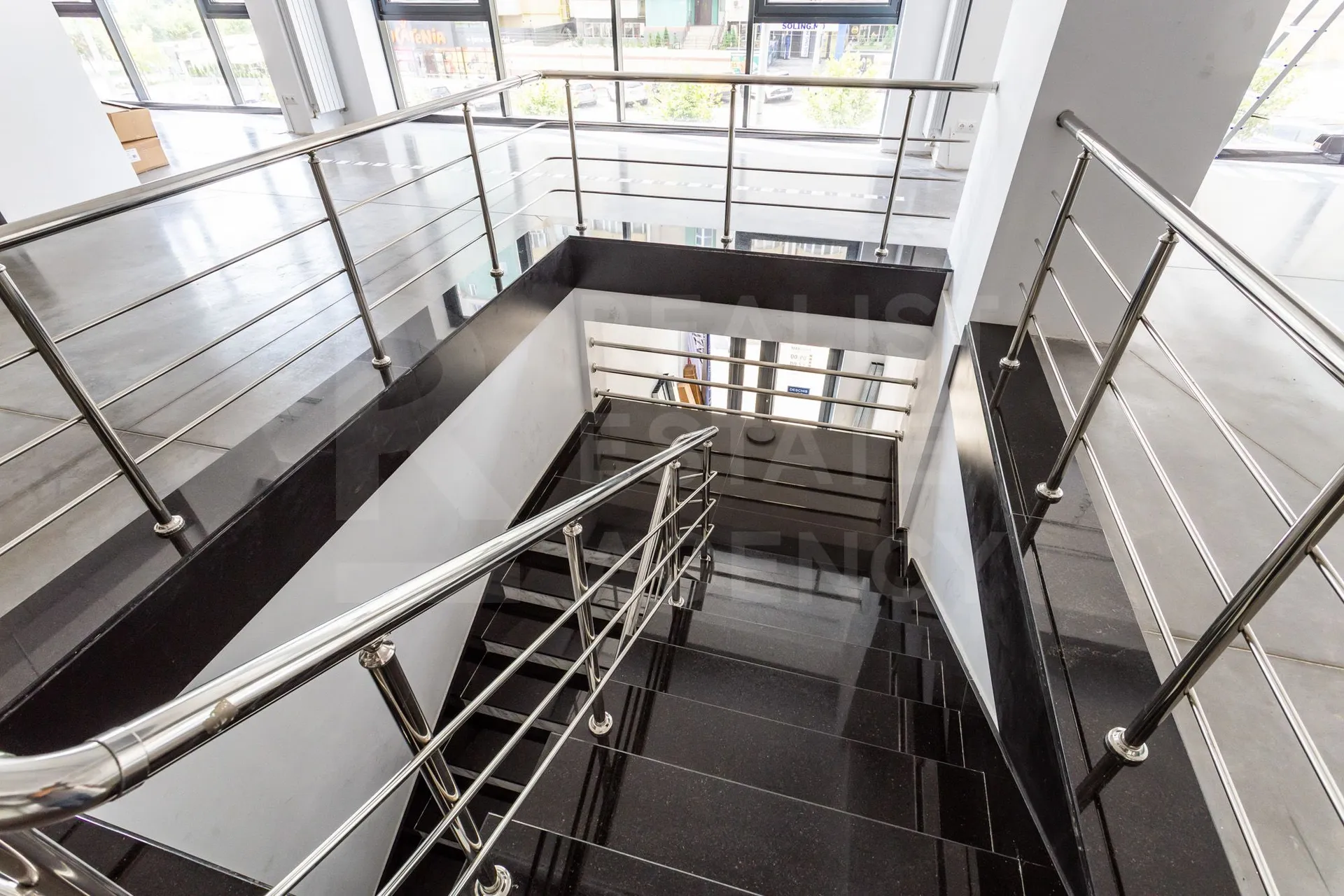 Trade space, 628.2 m² — Image 3