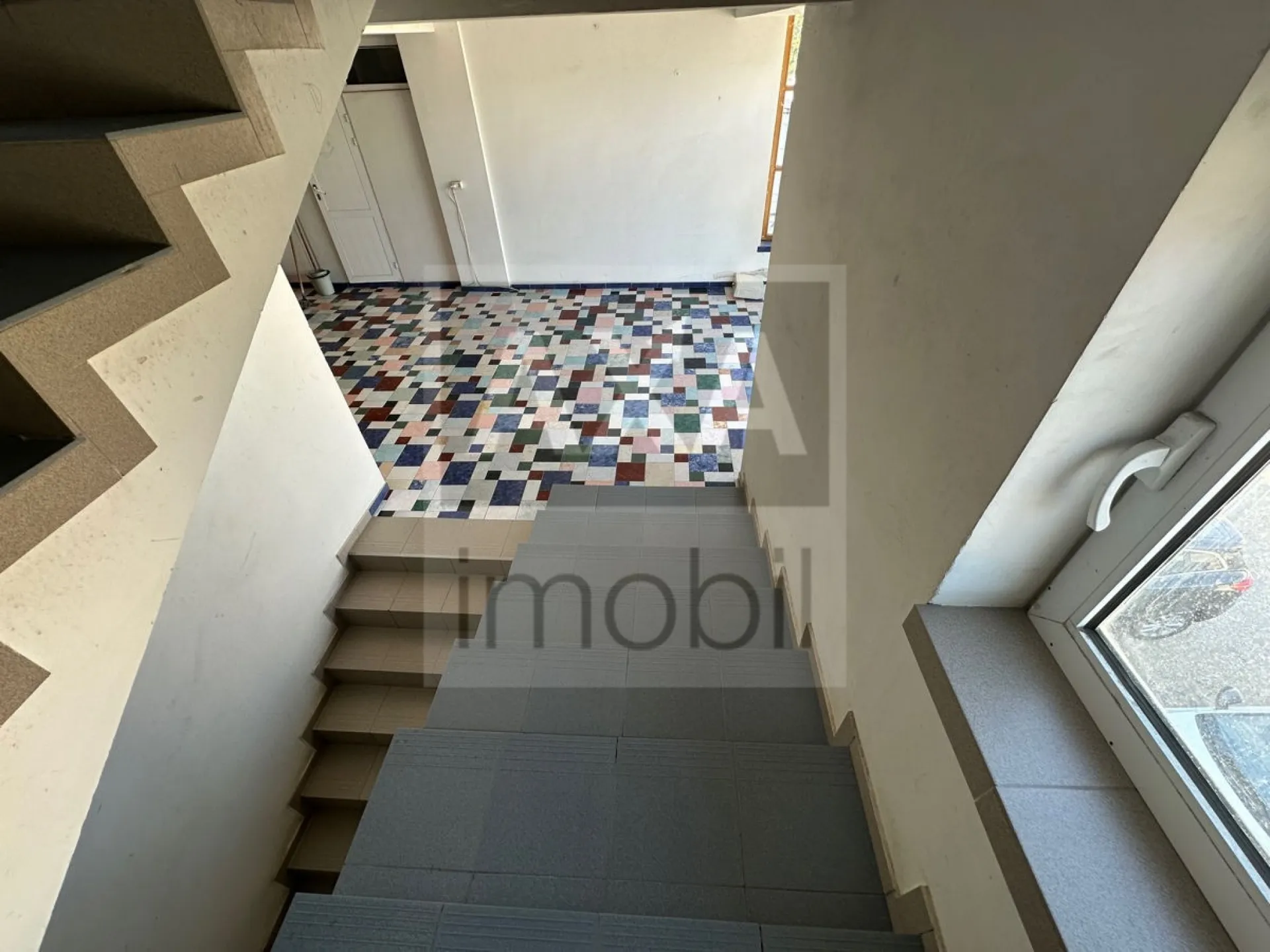 Spațiu comercial, 1 600 m² — Imagine 3