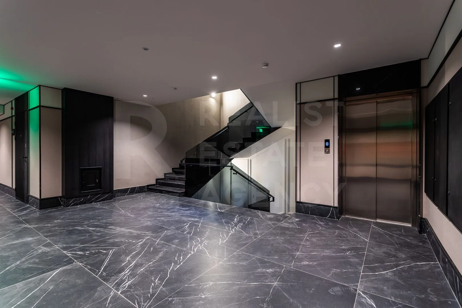 Trade space, 61 m² — Image 4
