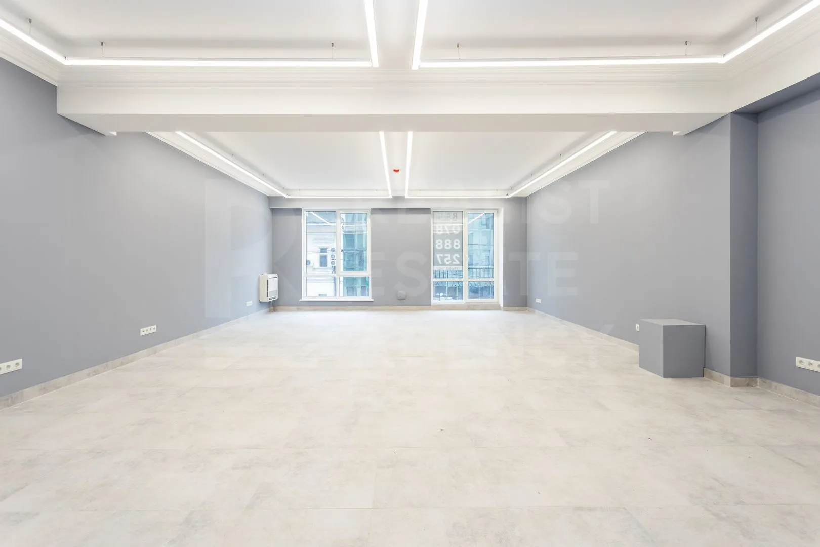 Trade space, 61 m² — Image 1