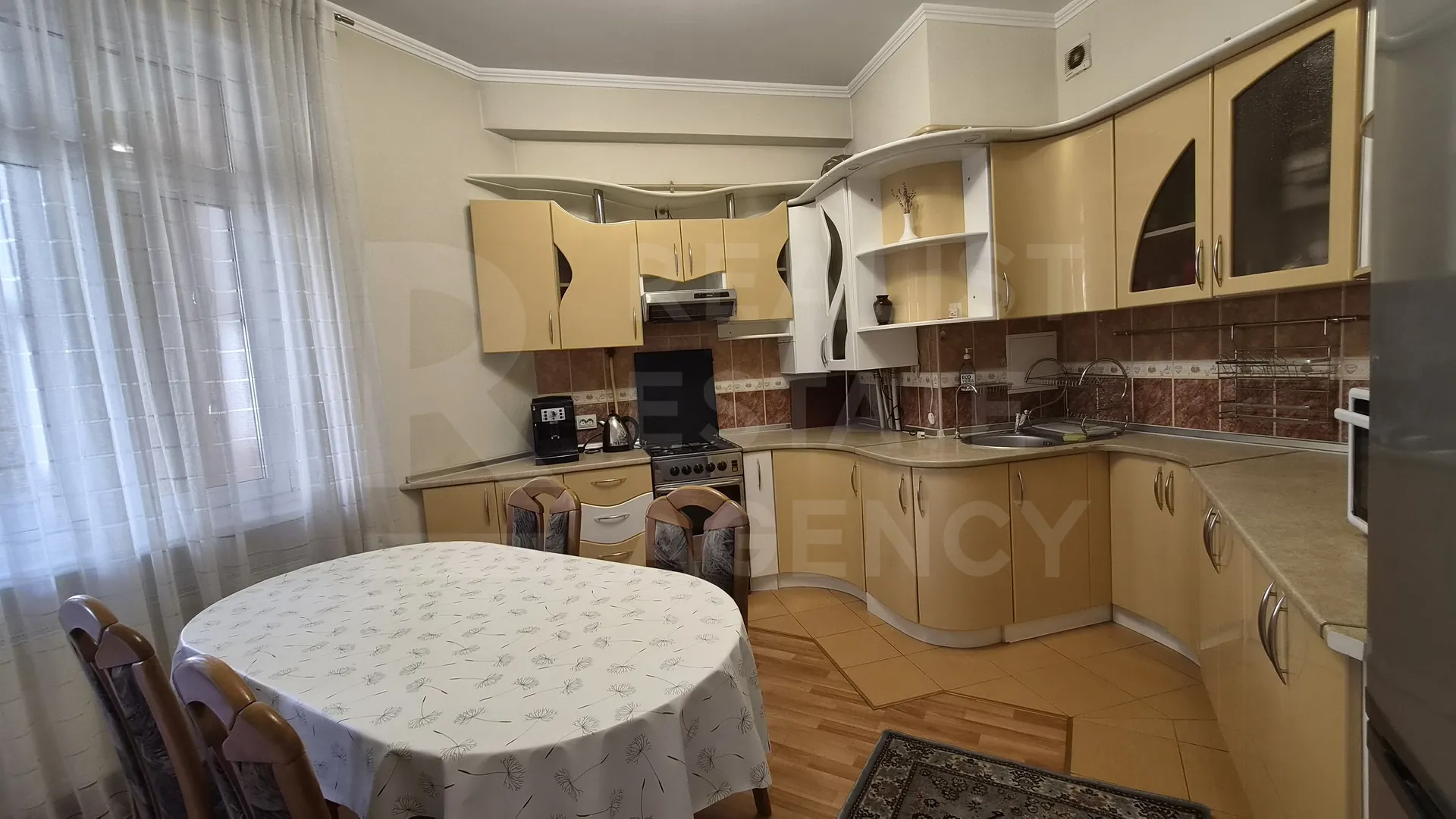 3-комнатная квартира, 95 м² — Изображение 2