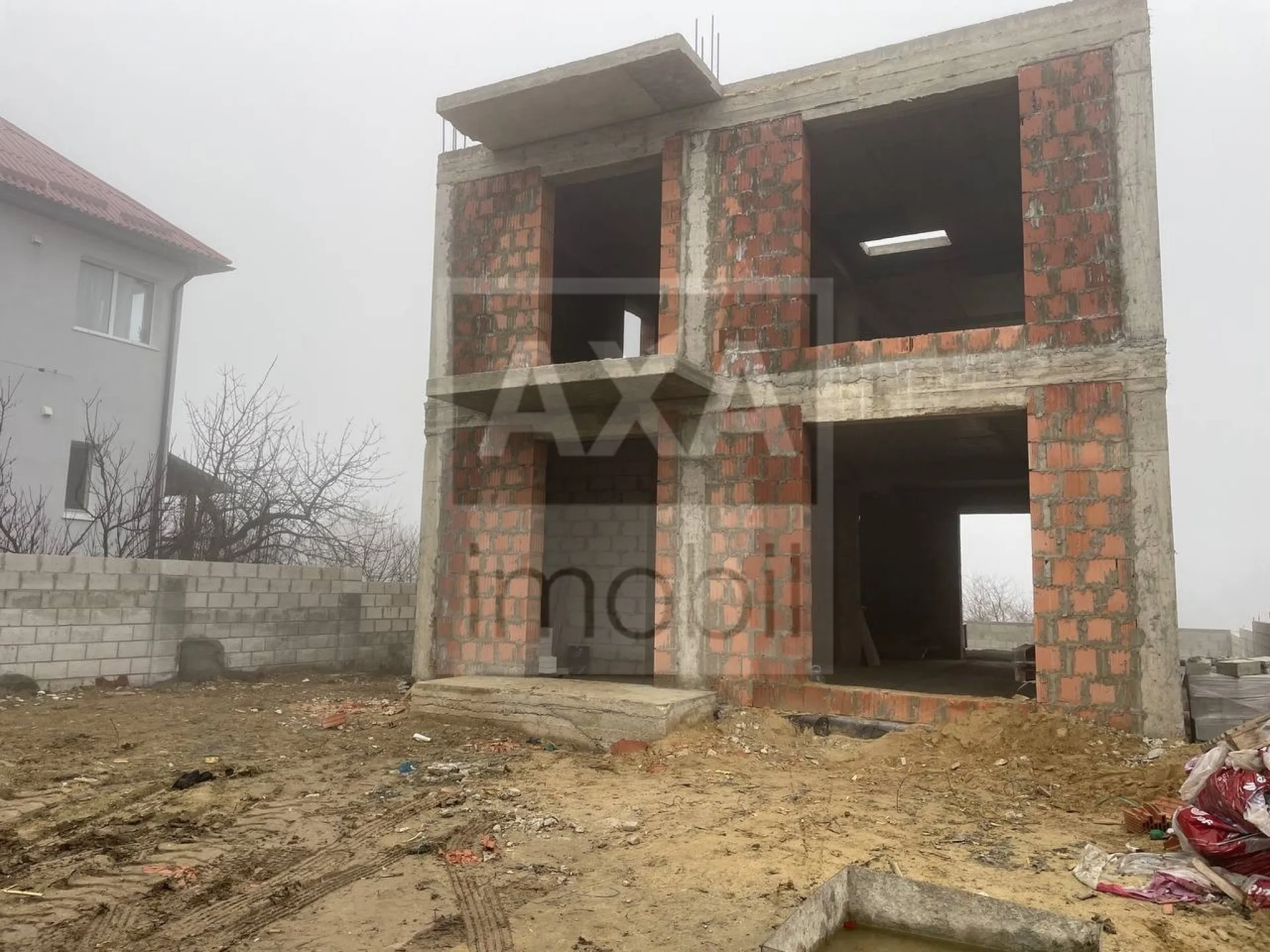 2-этажный дом, 3 комнаты, 140 м² — Изображение 1