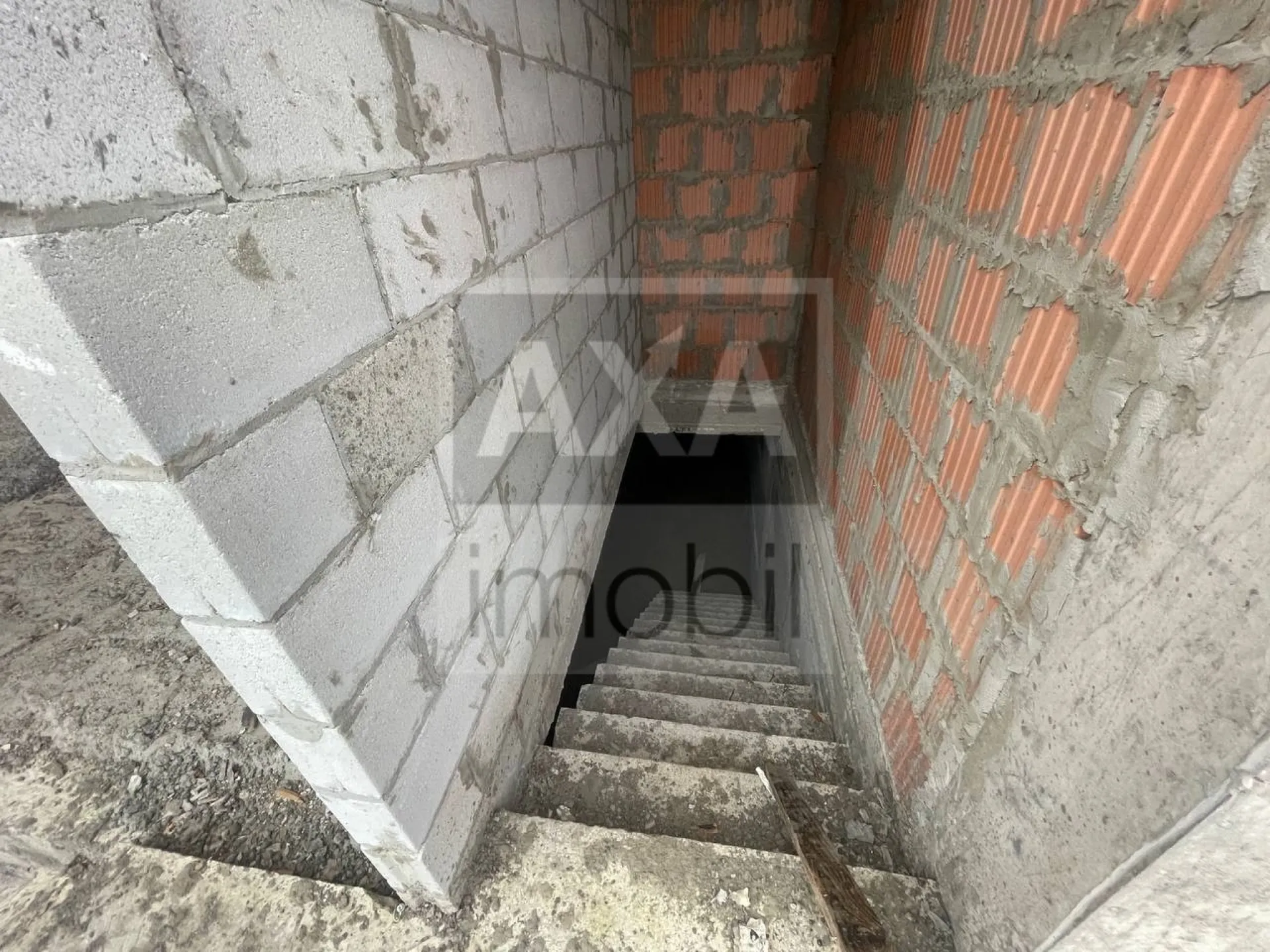2-etaje casă, 3 camere, 140 m² — Imagine 4
