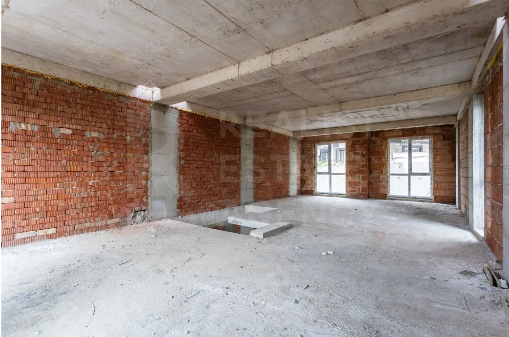 2-etaje casă, 3 camere, 180 m² — Imagine 4