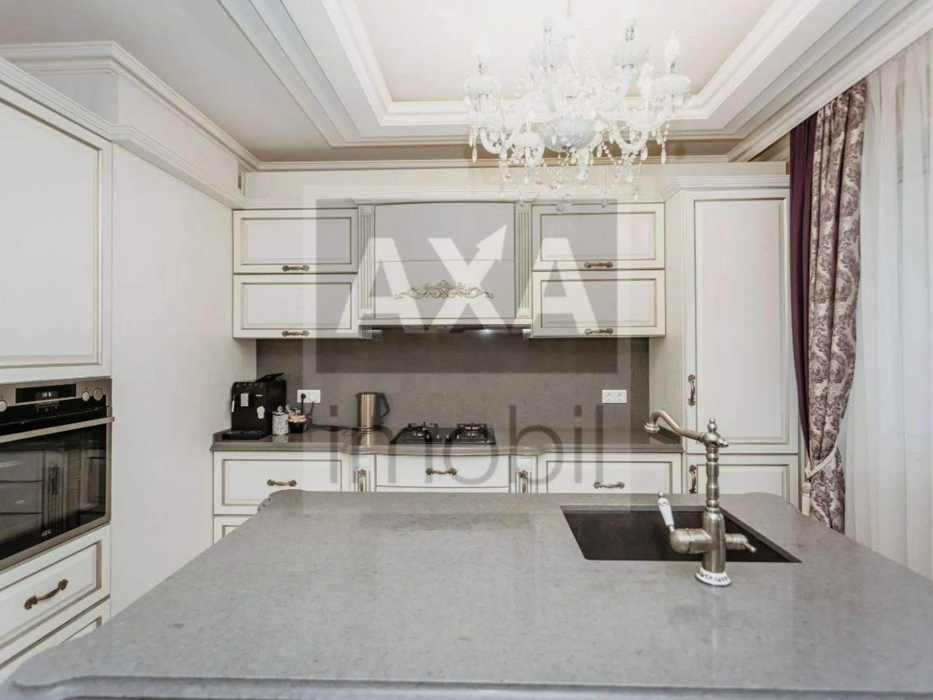 3-camere apartament, 130 m² — Imagine 1
