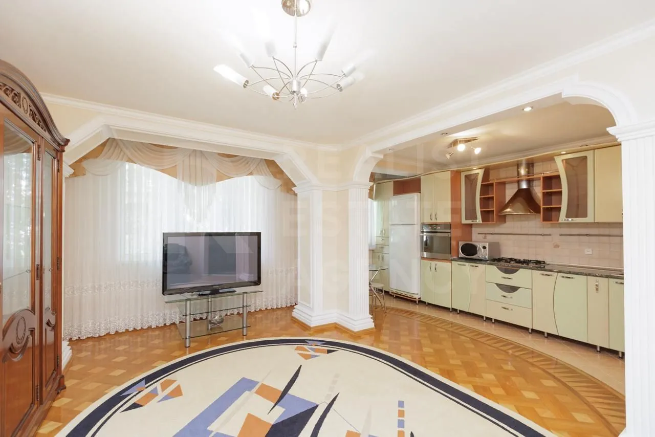 3-bedroom apartment, 72 m² — Image 1