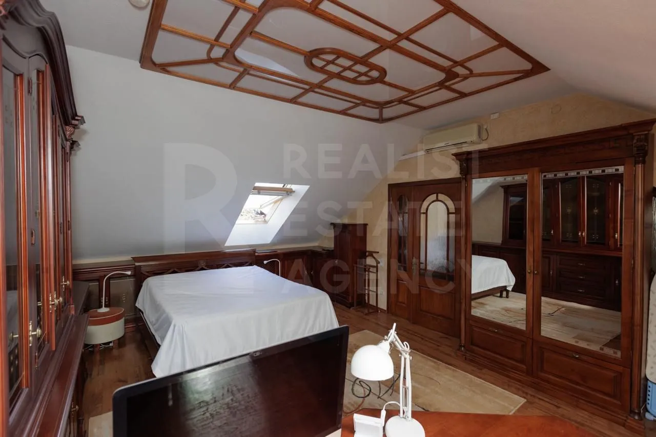 2-bedroom apartment, 111 m² — Image 4
