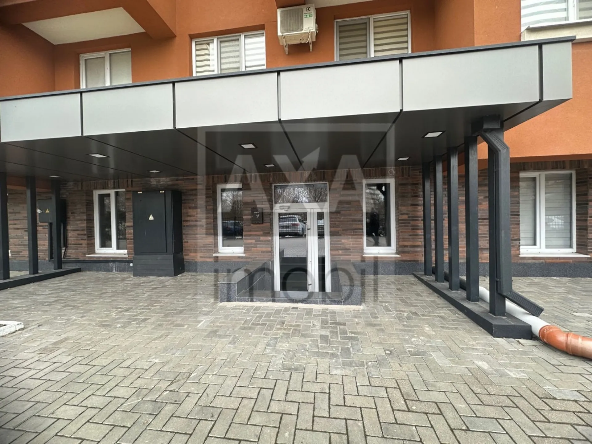 Spațiu comercial, 450 m² — Imagine 3