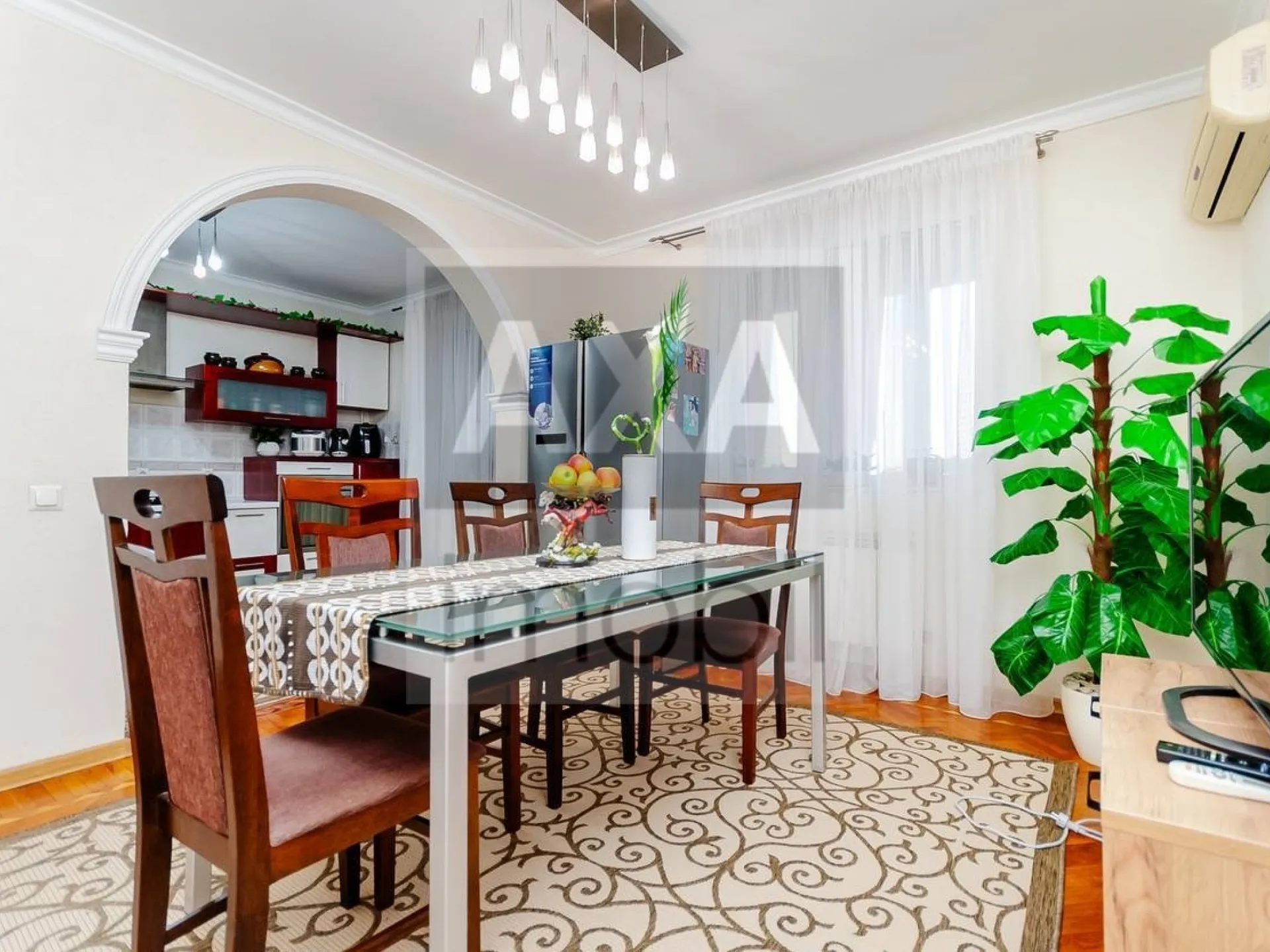 4-комнатная квартира, 220 м² — Изображение 3
