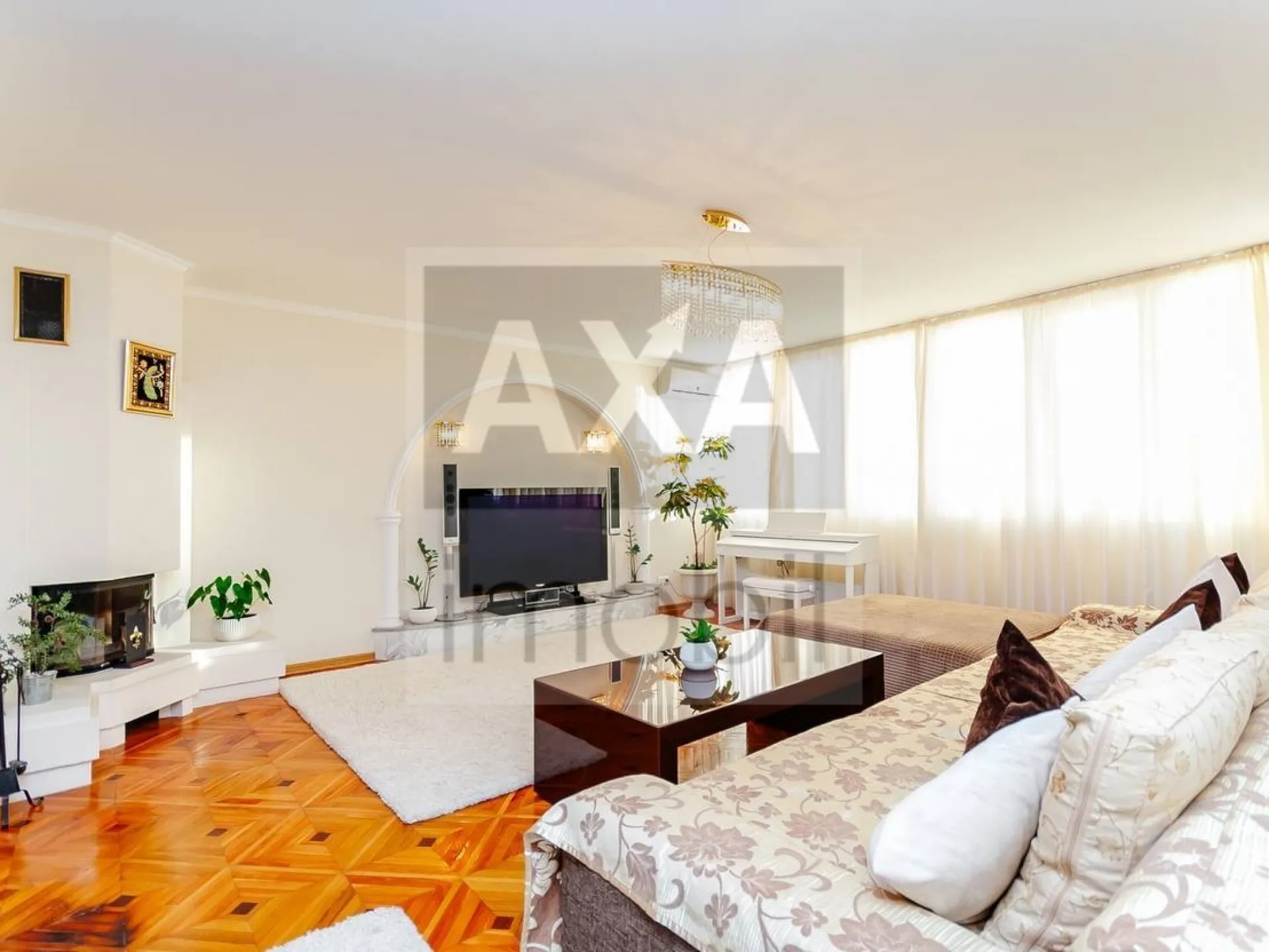 4-комнатная квартира, 220 м² — Изображение 1