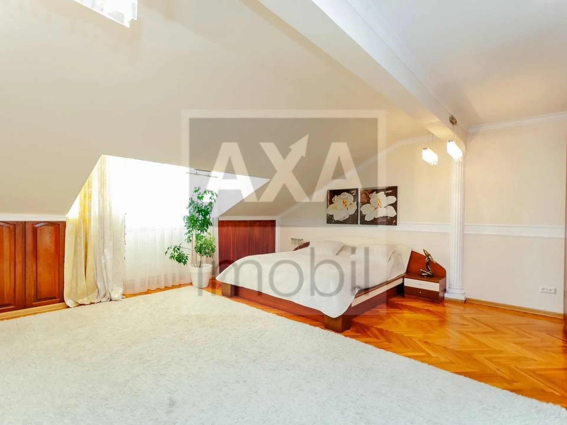 4-комнатная квартира, 220 м² — Изображение 4
