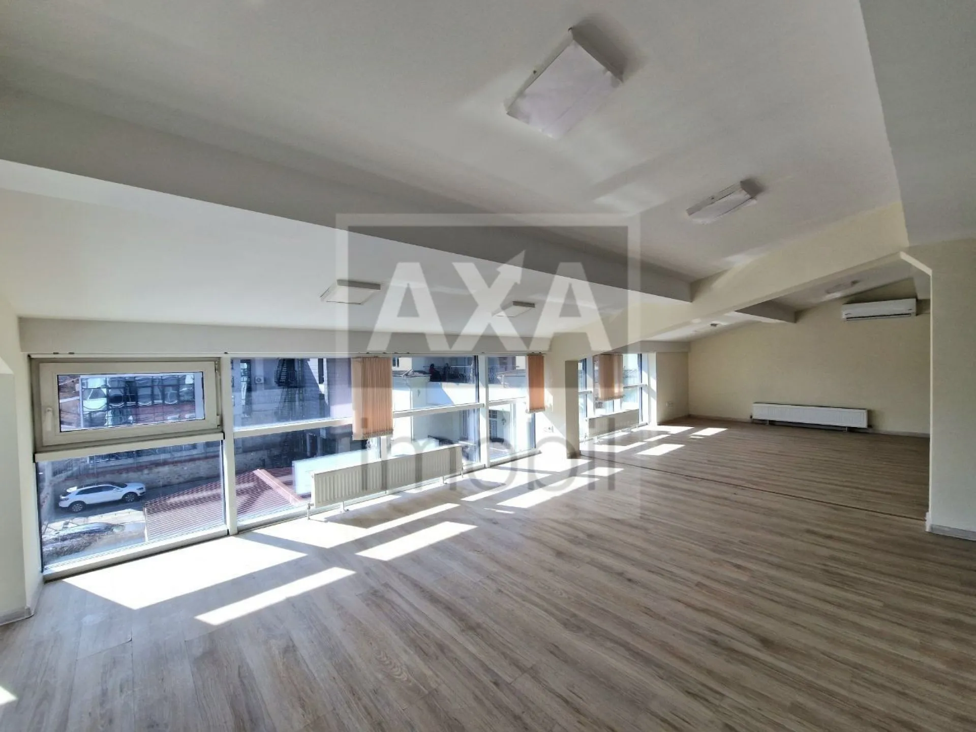6-camere birou, 250 m² — Imagine 1