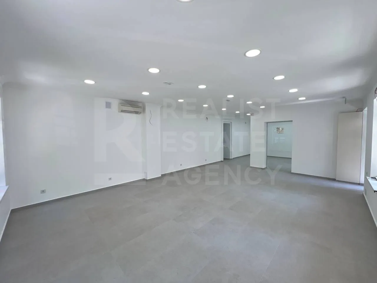 Trade space, 174 m² — Image 4