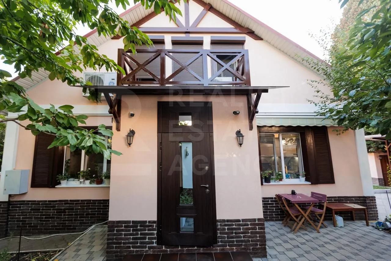 2-этажный дом, 5 комнат, 145 м² — Изображение 1