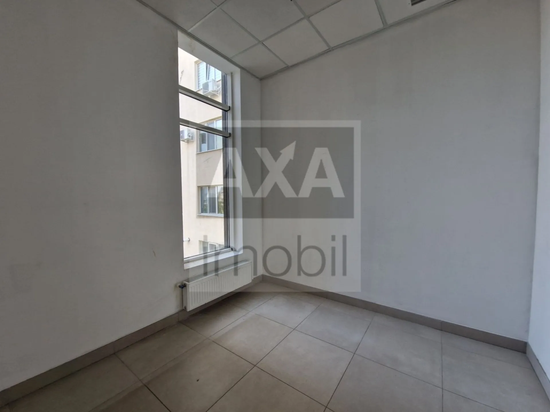 Spațiu comercial, 235 m² — Imagine 2