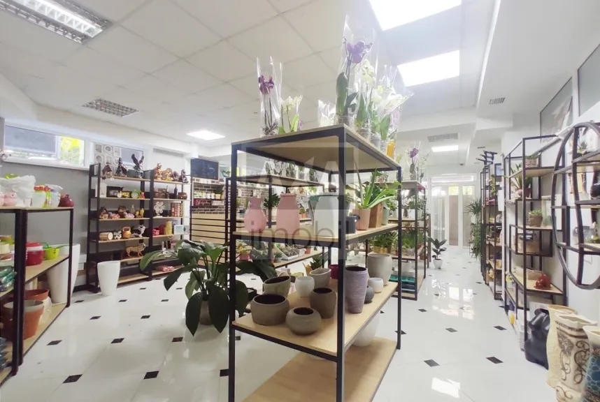 Spațiu comercial, 45 m² — Imagine 1