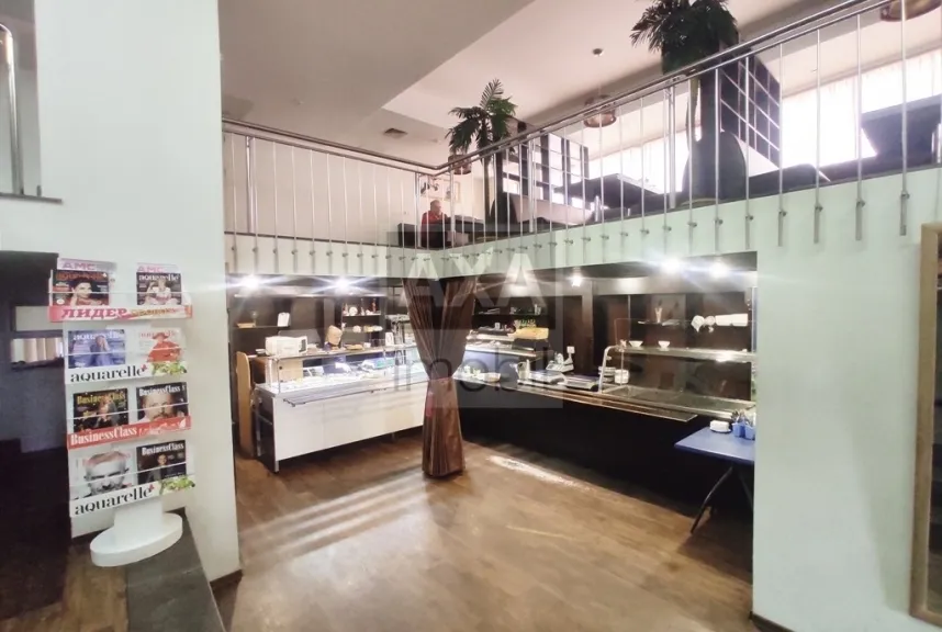 Spațiu comercial, 800 m² — Imagine 3