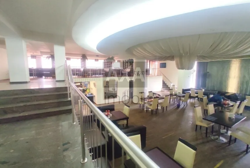 Spațiu comercial, 800 m² — Imagine 4