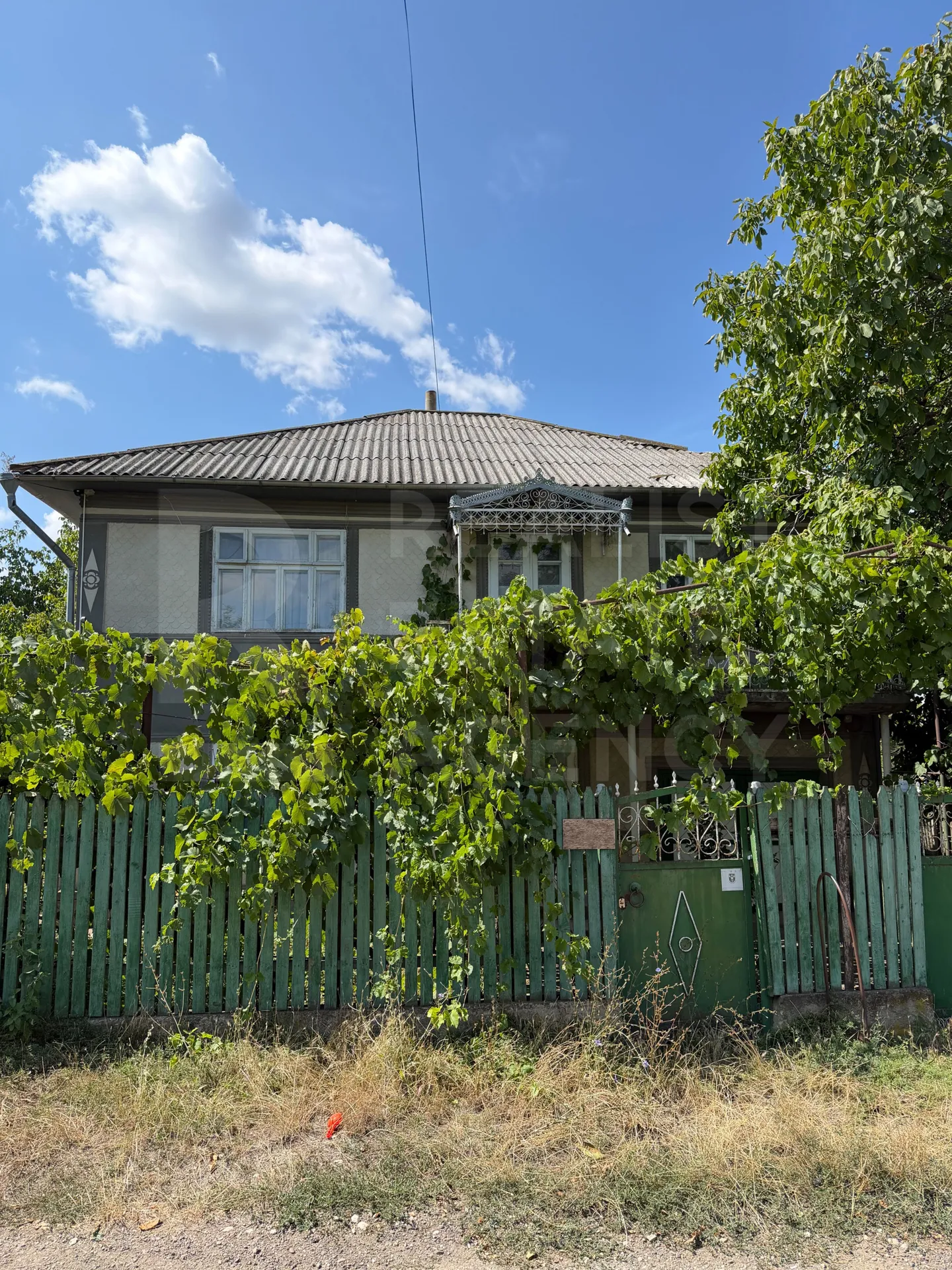 2-floor house, 5 rooms, 218 m² — Image 1