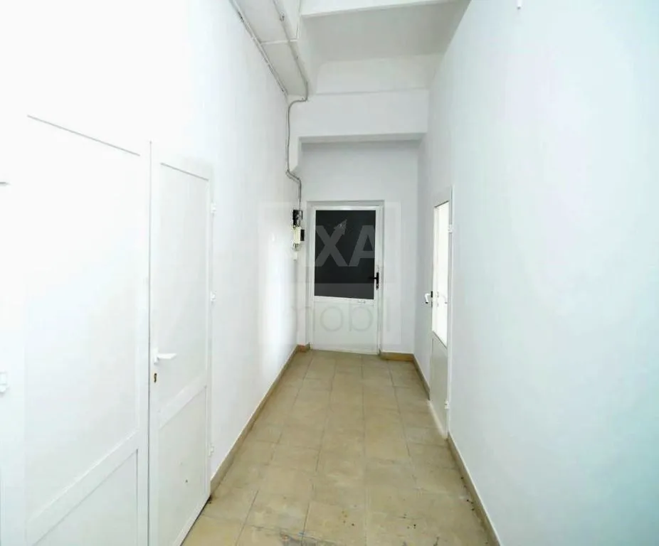 Spațiu comercial, 600 m² — Imagine 4