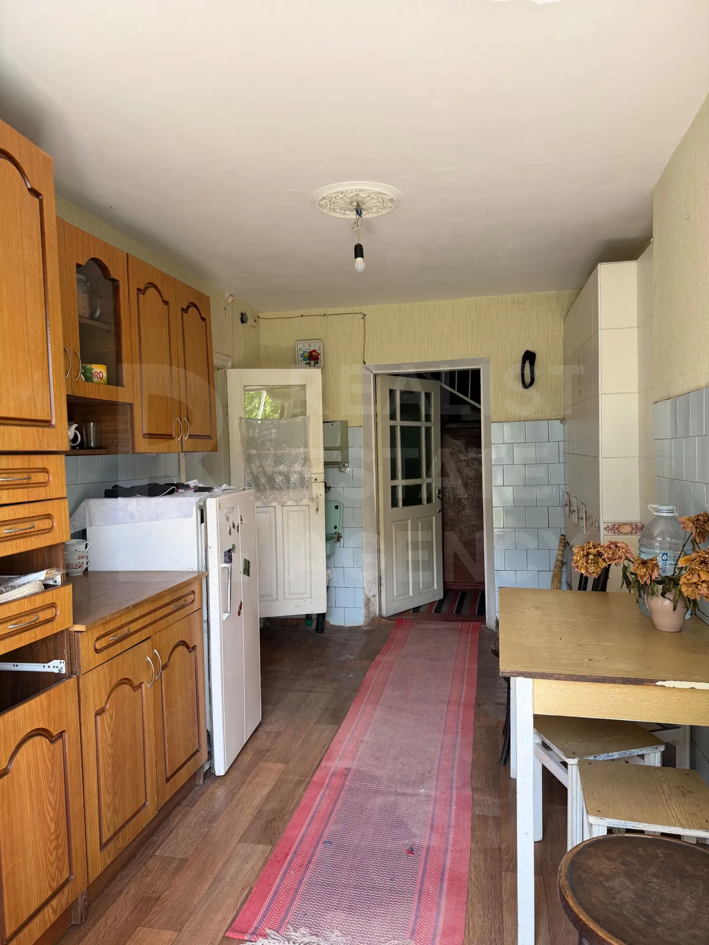 2-floor house, 5 rooms, 218 m² — Image 2