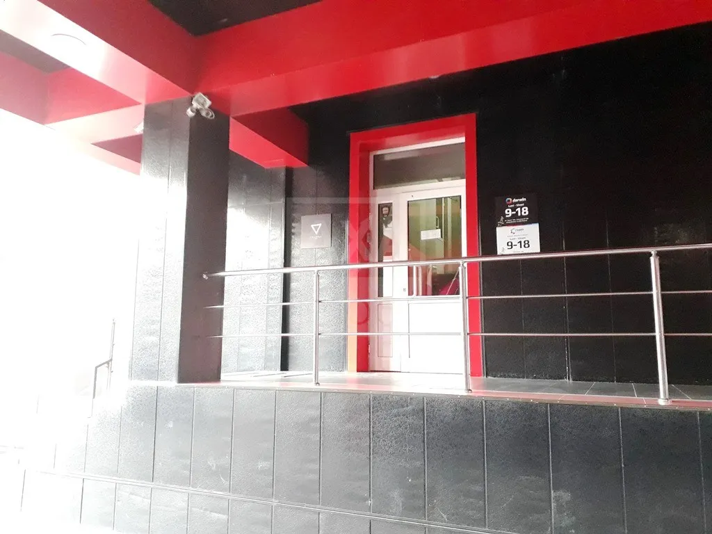 Spațiu comercial, 600 m² — Imagine 3