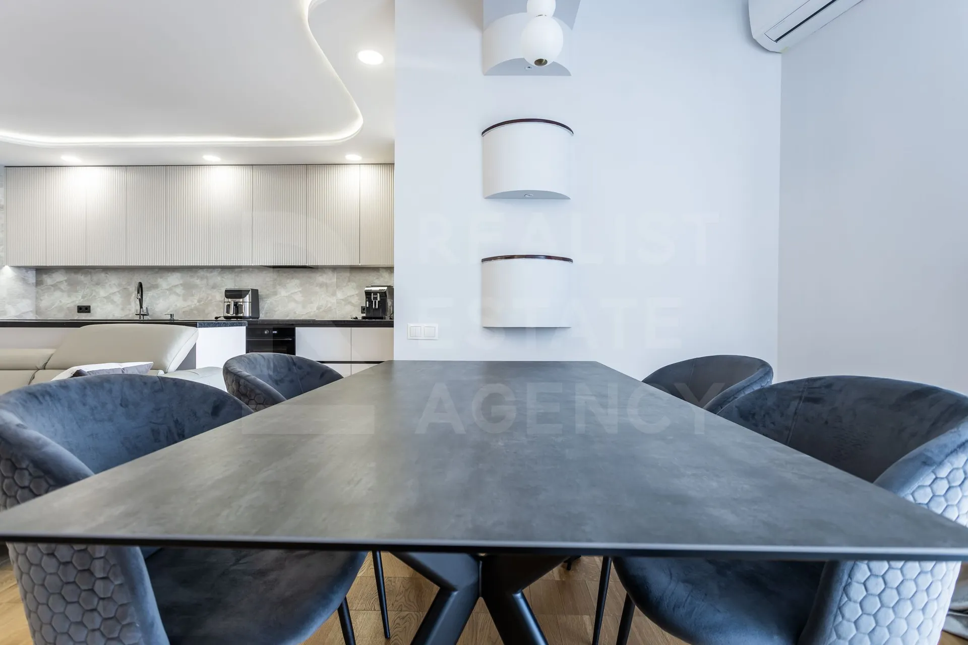 2-комнатная квартира, 96 м² — Изображение 3