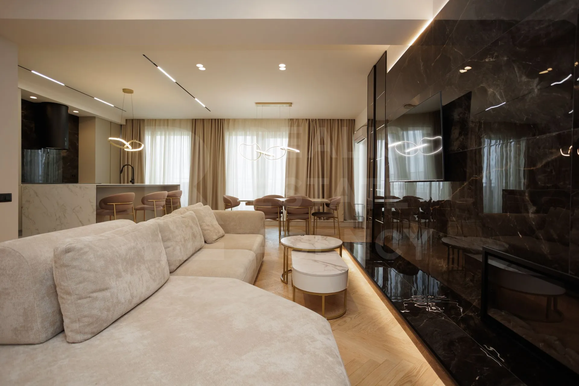 3-комнатная квартира, 167 м² — Изображение 1