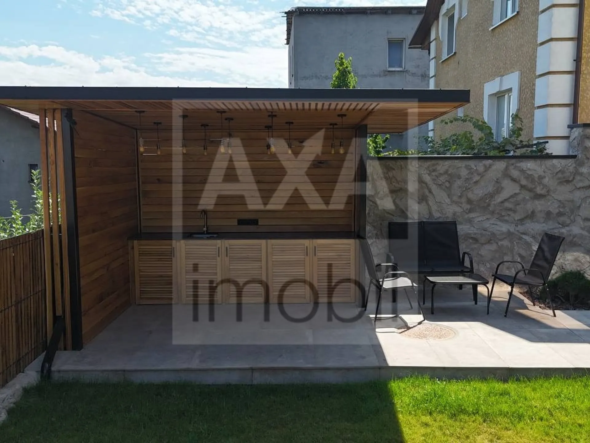 2-etaje casă, 3 camere, 290 m² — Imagine 4