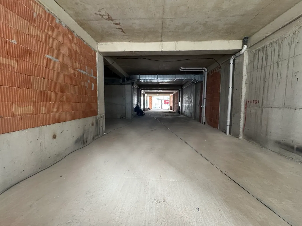 5-bedroom office, 320 m² — Image 2