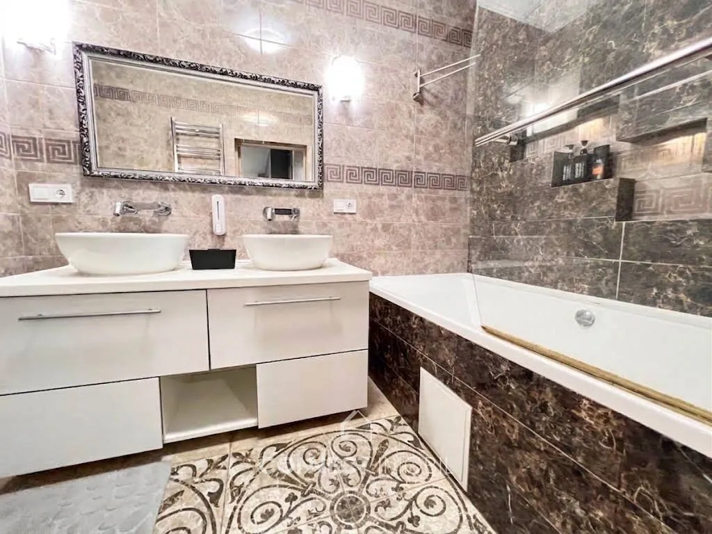 2-bedroom apartment, 93 m² — Image 4