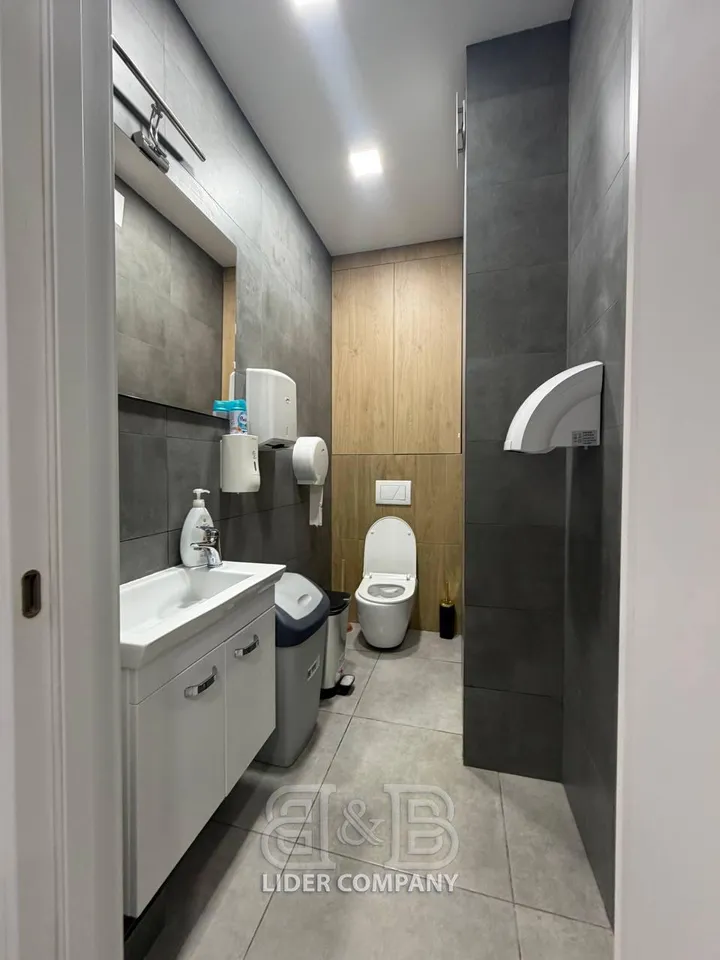 Commercial space, 100 m² — Image 4