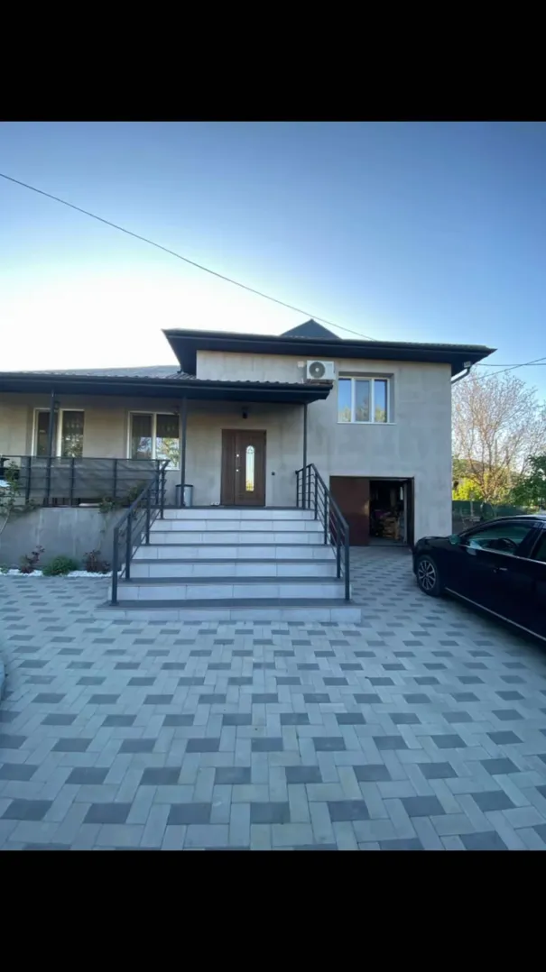 2-etaje casă, 4 camere, 129 m² — Imagine 2
