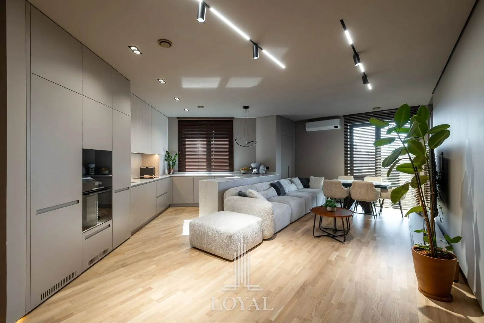 2-комнатная квартира, 106 м² — Изображение 1