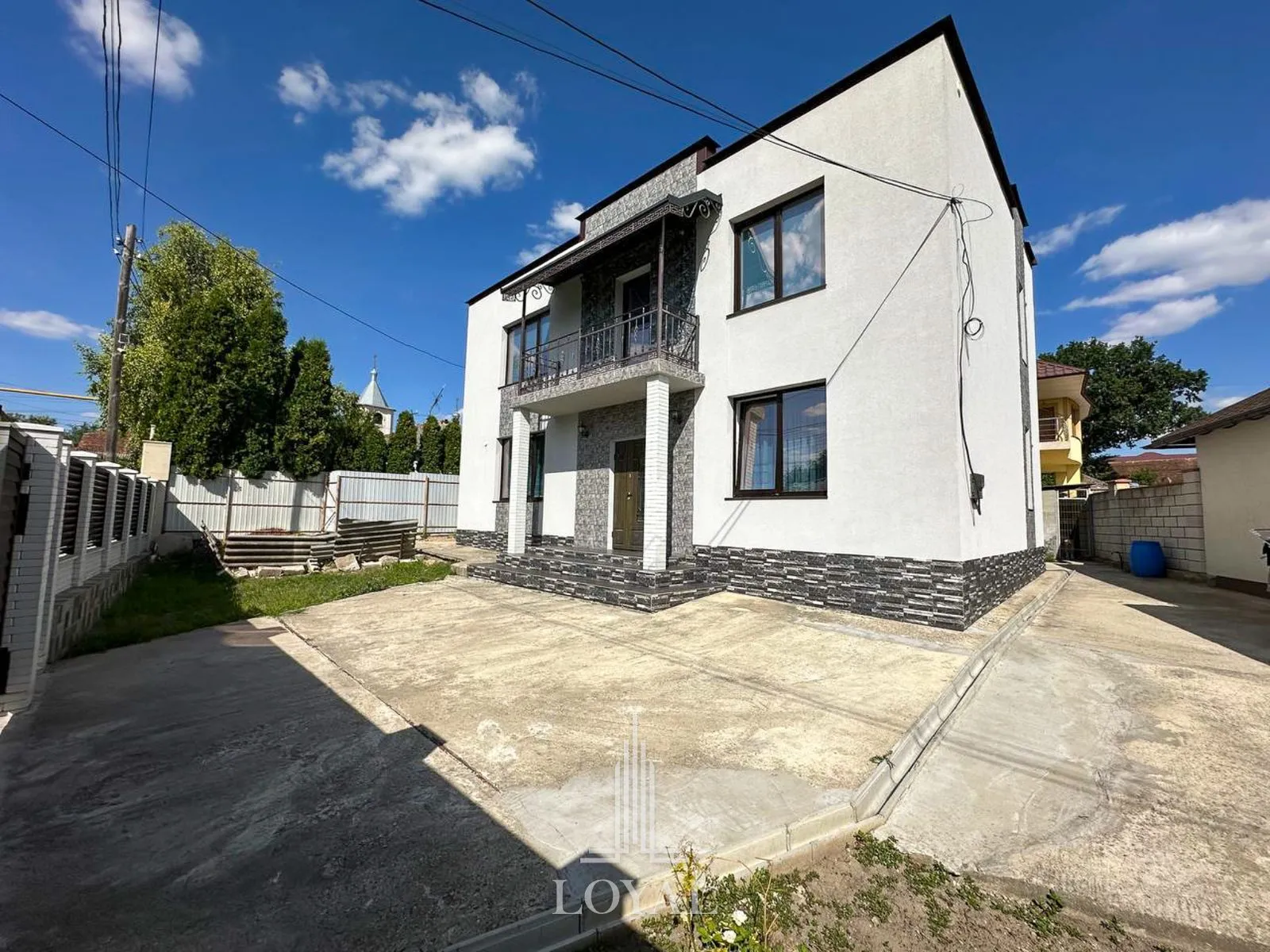 2-floor house, 4 rooms, 160 m² — Image 1
