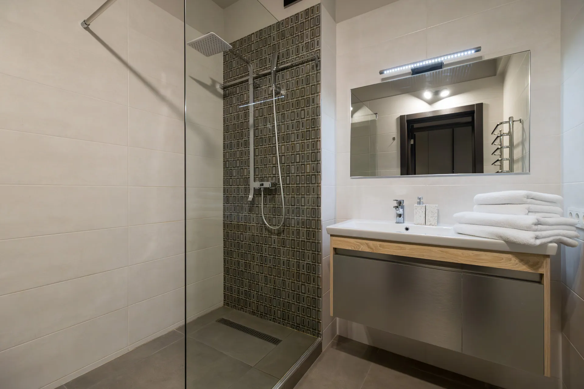 1-bedroom apartment, 46 m² — Image 4