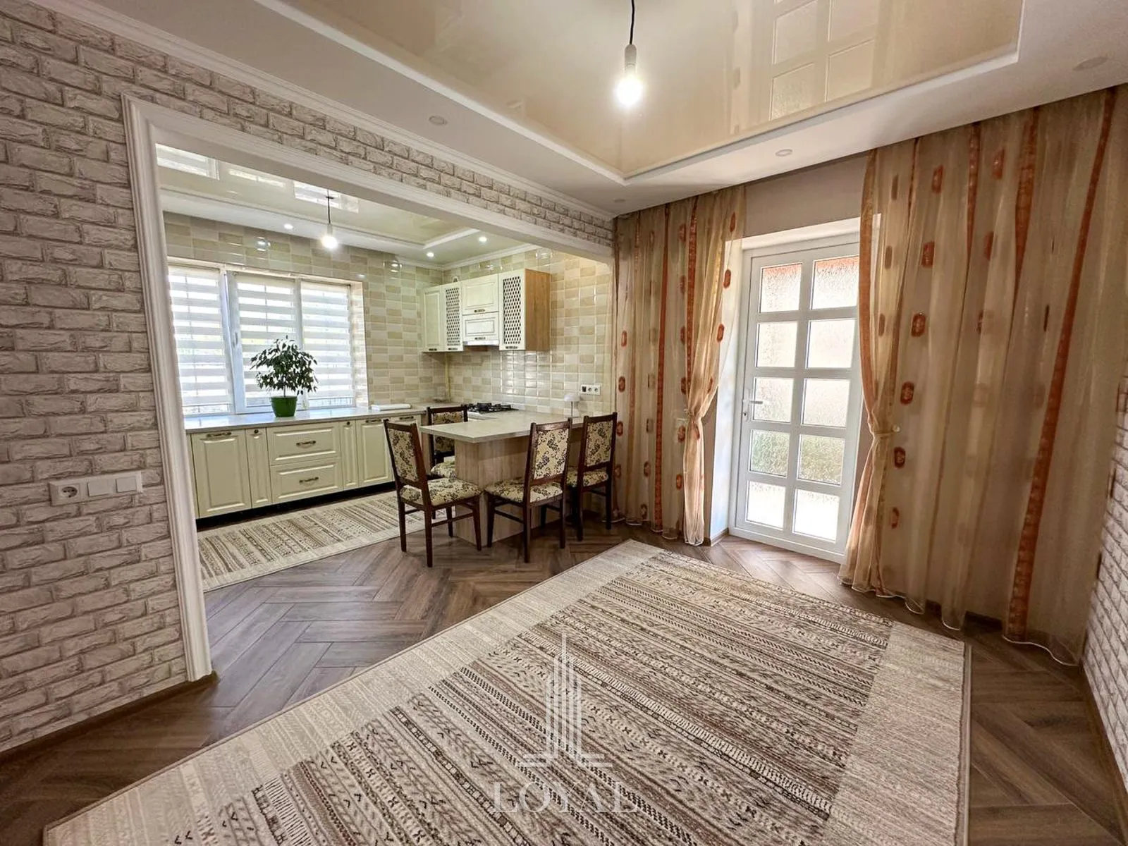 2-этажный дом, 4 комнаты, 120 м² — Изображение 3