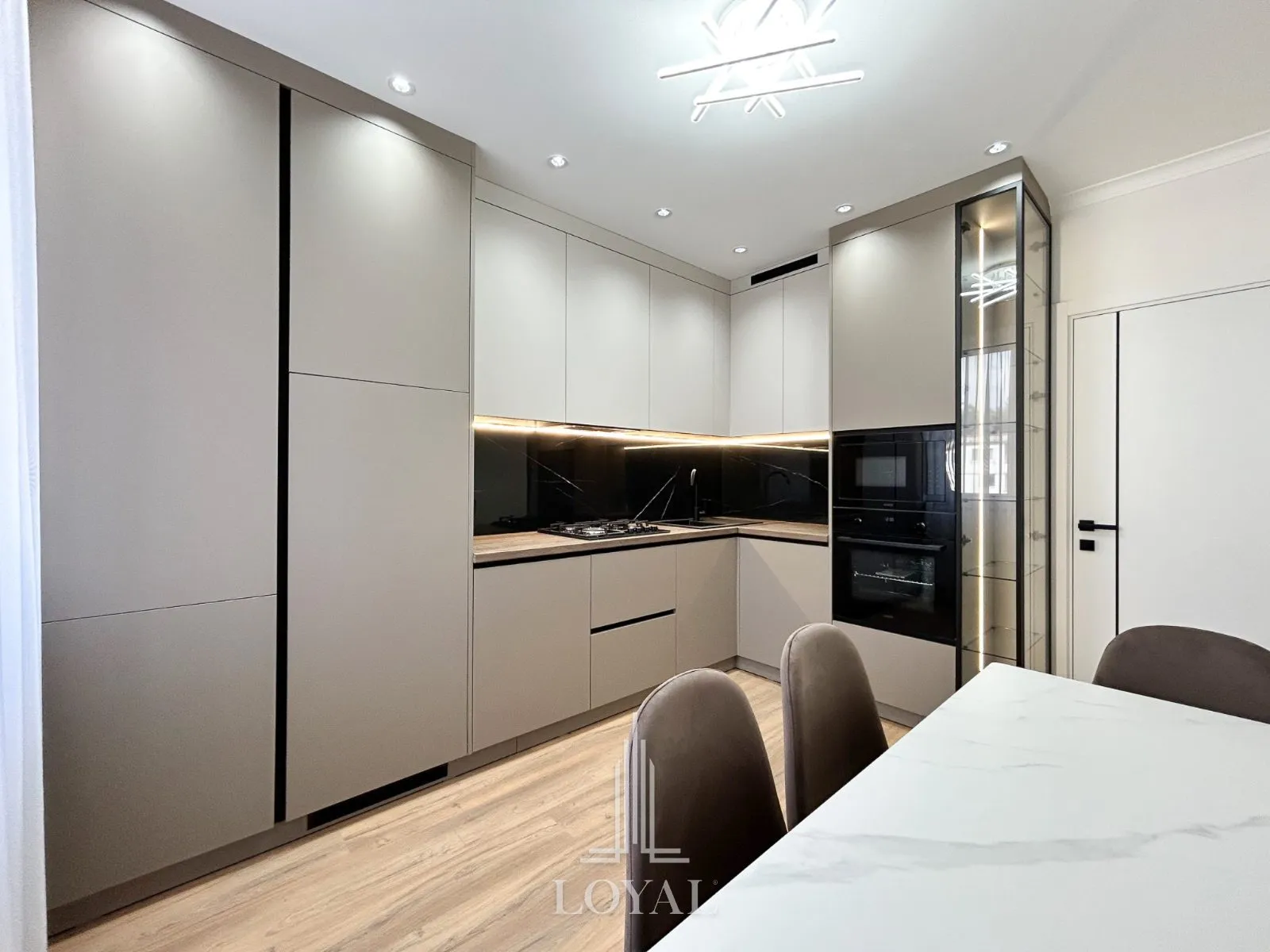 2-комнатная квартира, 54 м² — Изображение 2