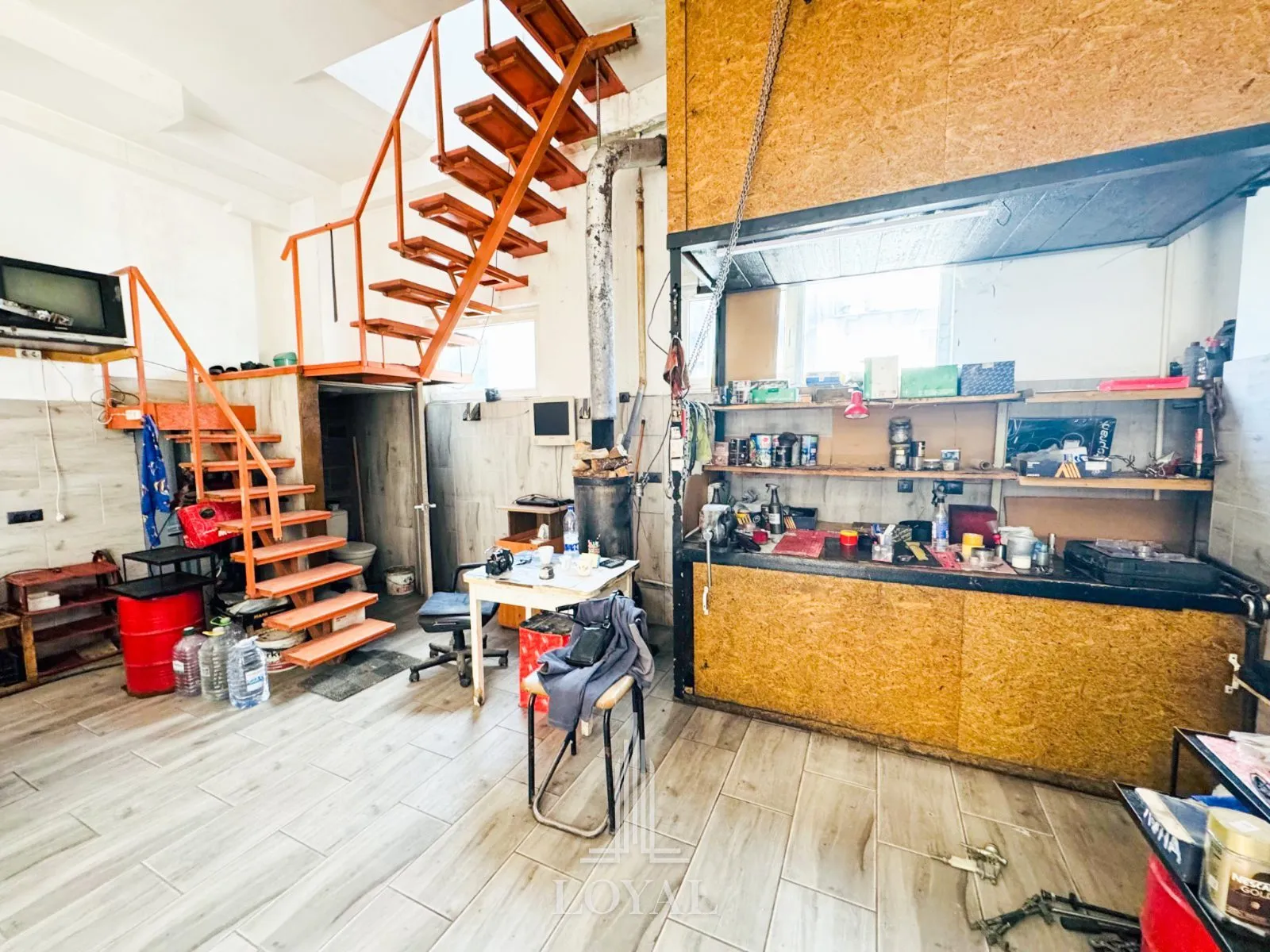 Коммерческое помещение, 200 м² — Изображение 1