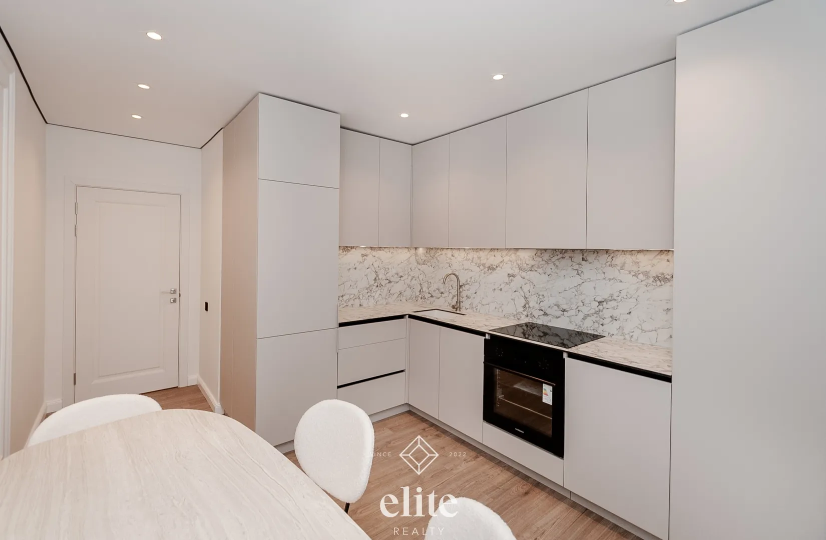 1-bedroom apartment, 48 m² — Image 2