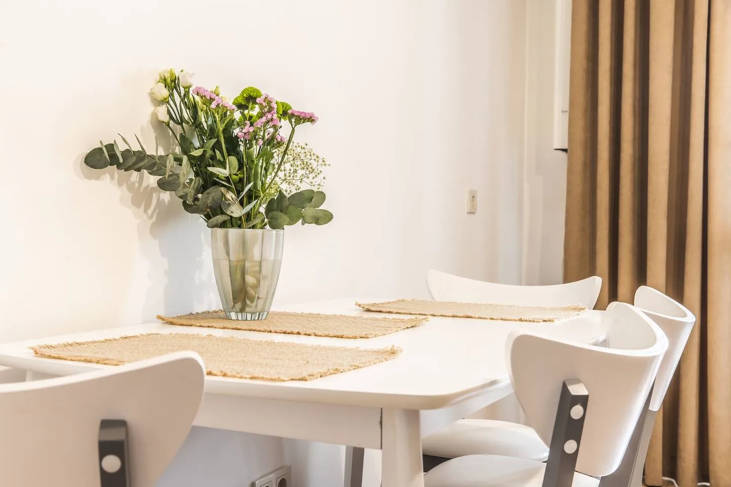 1-комнатная квартира, 50 м² — Изображение 2