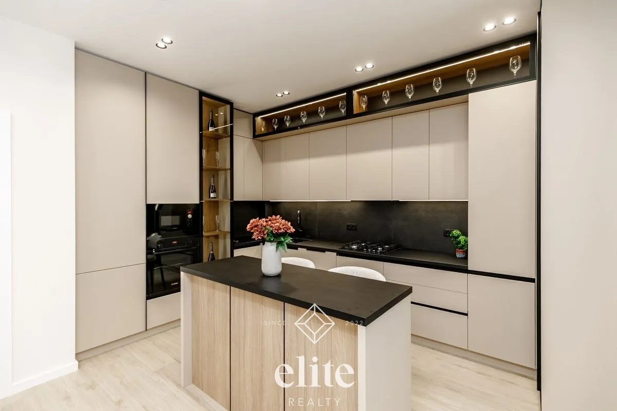 3-комнатная квартира, 106 м² — Изображение 2