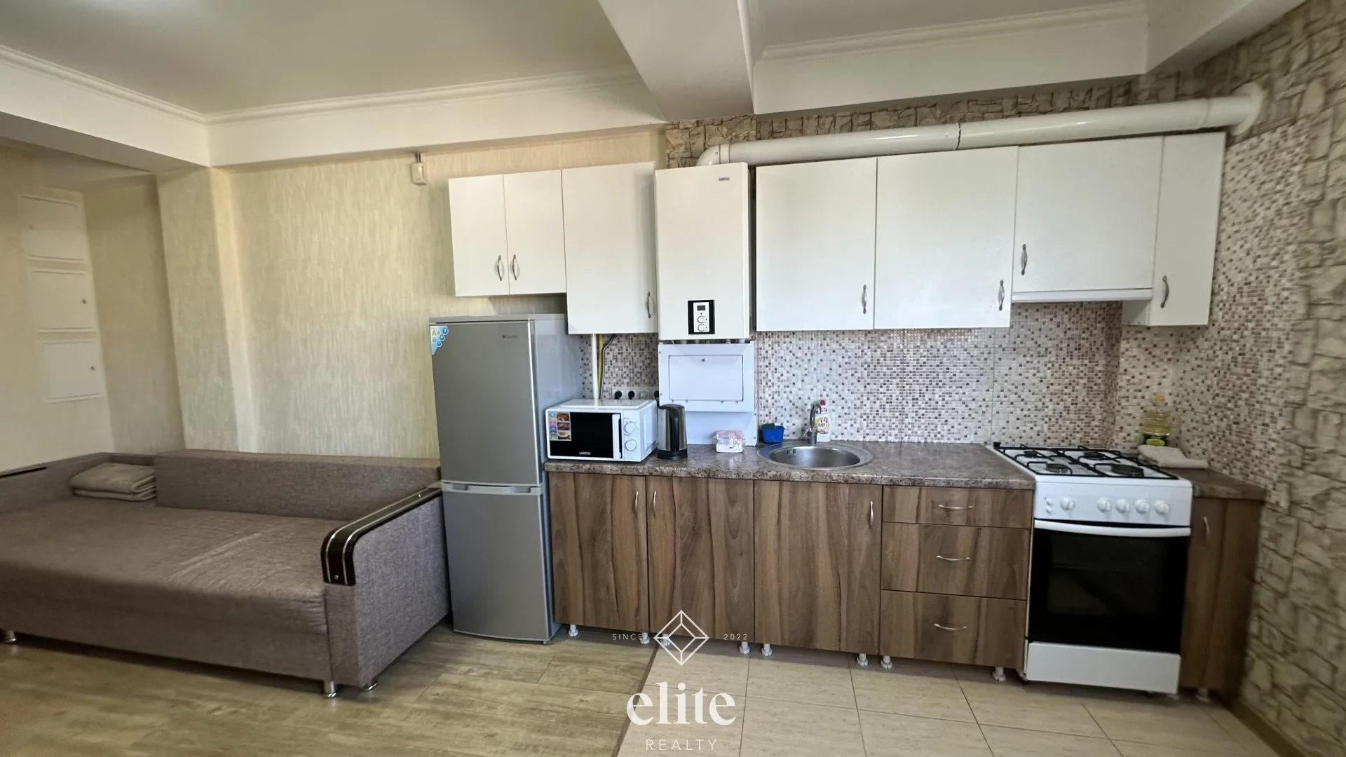 1-bedroom apartment, 42 m² — Image 2