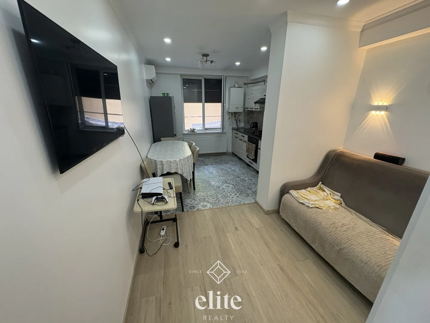 3-camere apartament, 74 m² — Imagine 1