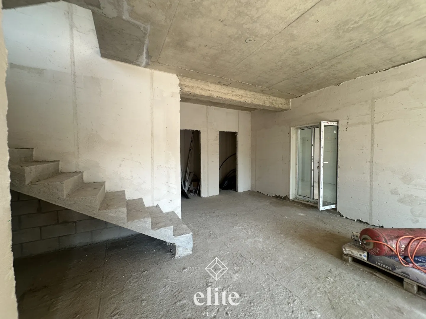 2-этажный дом, 4 комнаты, 140 м² — Изображение 3