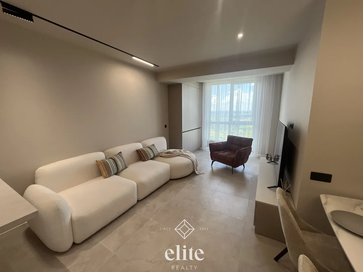 2-camere apartament, 74 m² — Imagine 1