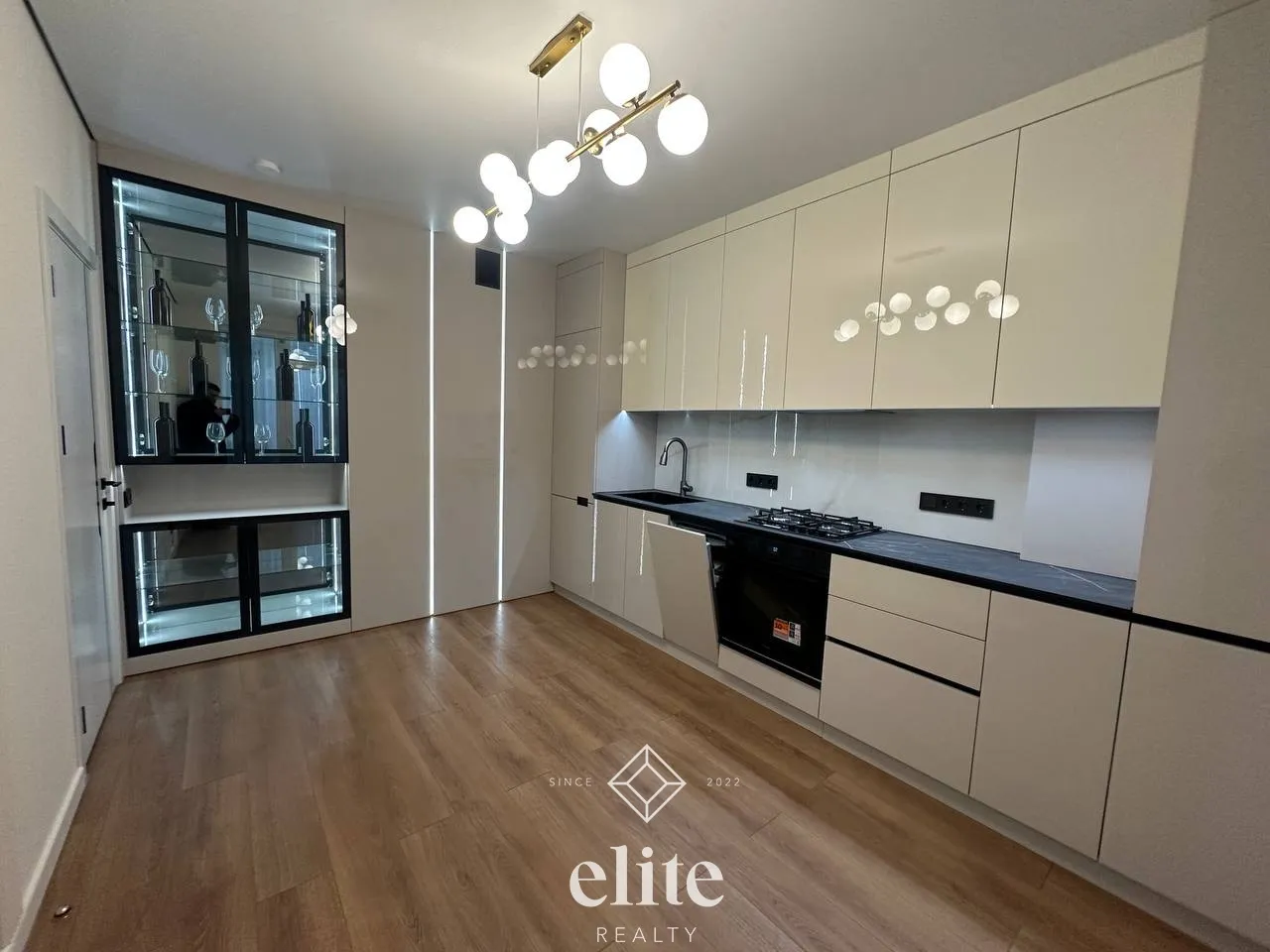 2-комнатная квартира, 65 м² — Изображение 2