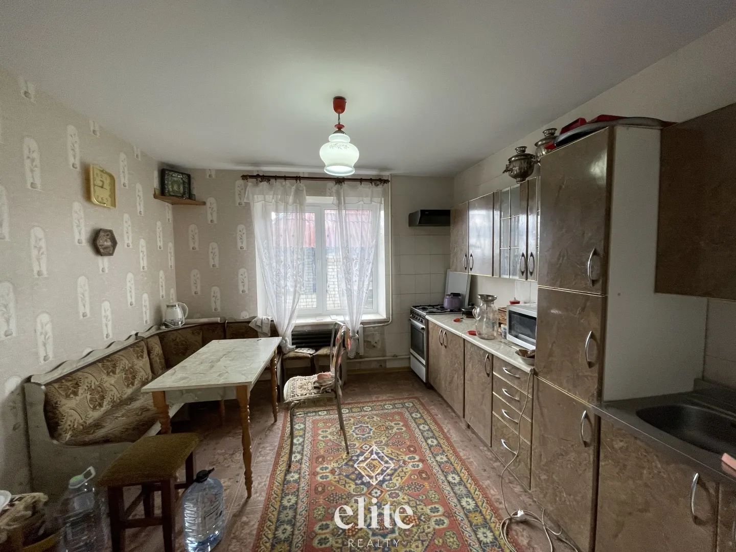 3-этажный дом, 5 комнат, 193 м² — Изображение 2