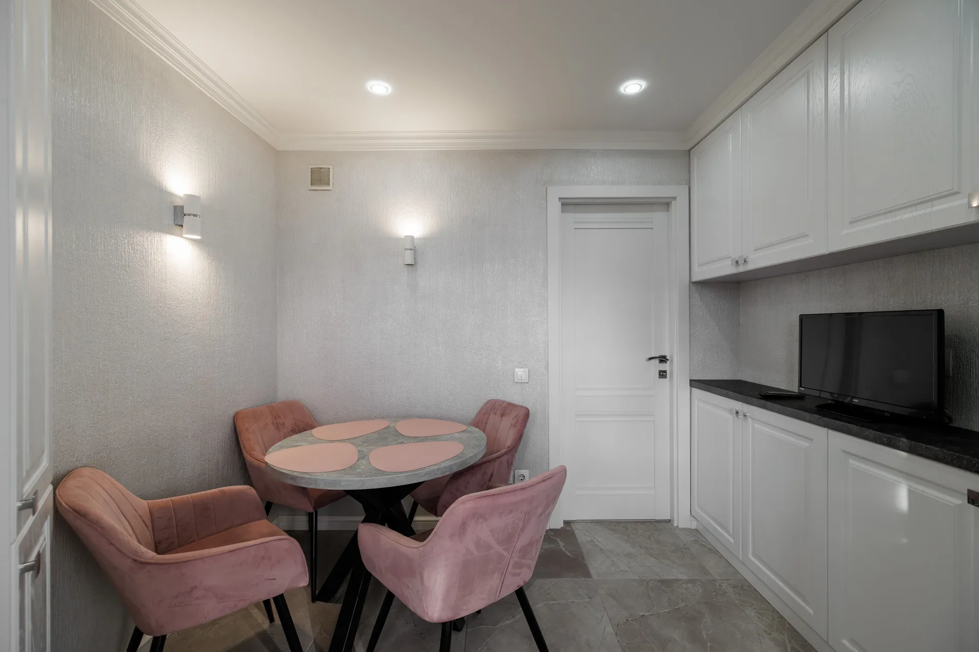 2-bedroom apartment, 50 m² — Image 2